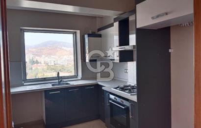 KARŞIYAKA ANADOLU CADDESİ ÜZERİNDE SATILIK 2+1 DAİRE