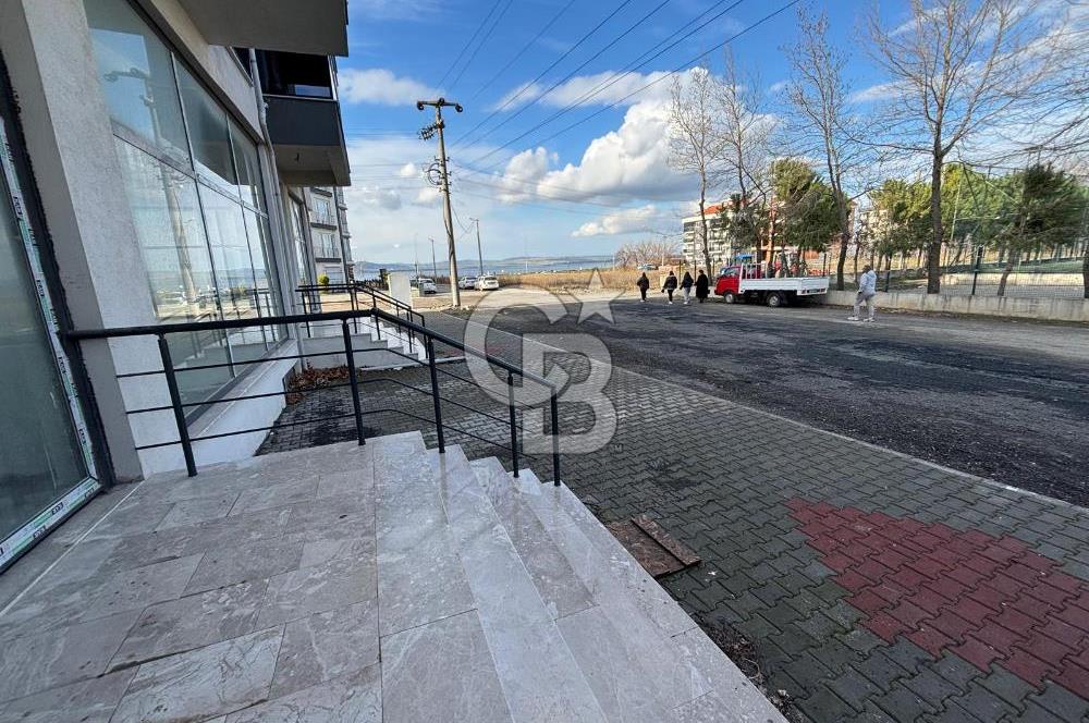 LAPSEKİ YENİ KORDON'DA OKUL KARŞISI SATILIK İŞYERİ!