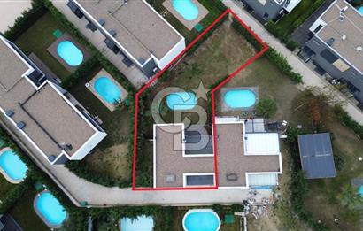 Çanakkale Güzelyalı Mandarin Terrace’da Satılık 4+1 Villa