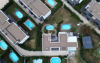 Çanakkale Güzelyalı Mandarin Terrace’da Satılık 4+1 Villa