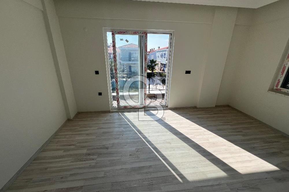 İzmir Foça’da 3+1 Dubleks Havuzlu Satılık Villa