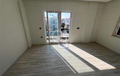 İzmir Foça’da 3+1 Dubleks Havuzlu Satılık Villa