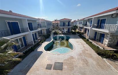 İzmir Foça’da 3+1 Dubleks Havuzlu Satılık Villa