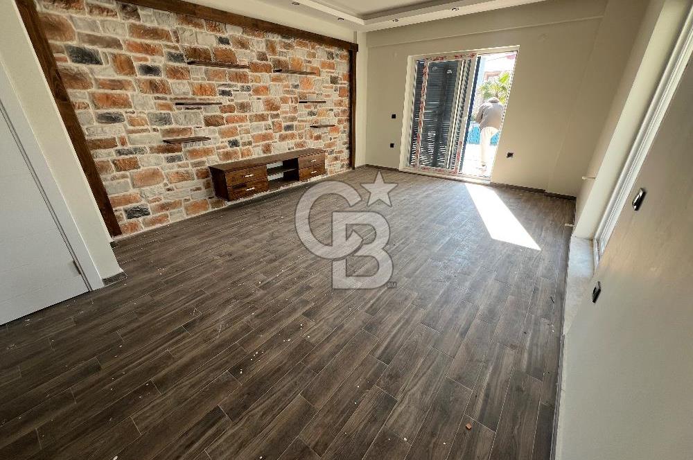 İzmir Foça’da 3+1 Dubleks Havuzlu Satılık Villa