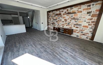 İzmir Foça’da 3+1 Dubleks Havuzlu Satılık Villa