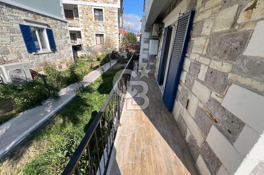İzmir Foça’da 3+1 Dubleks Havuzlu Satılık Villa