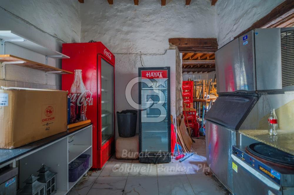 Alaçatı Çarşı İçinde Yüksek Cirolu Devir Cafe Pub CB-PH