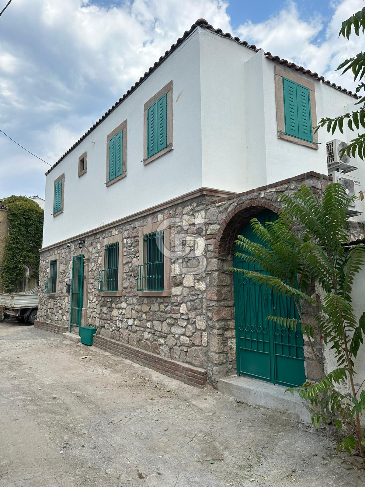 Satılık 5 Odalı Otel