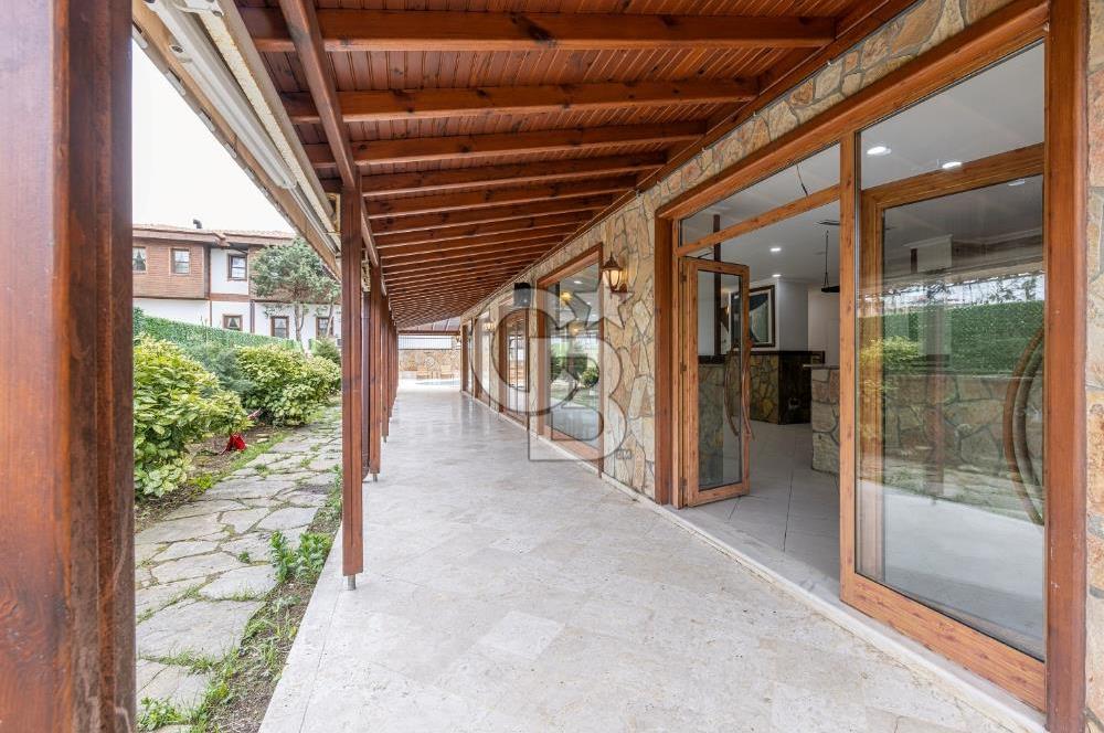 Ağva Merkez'de Üç Yıldızlı Deniz Manzaralı Satılık Spa Oteli