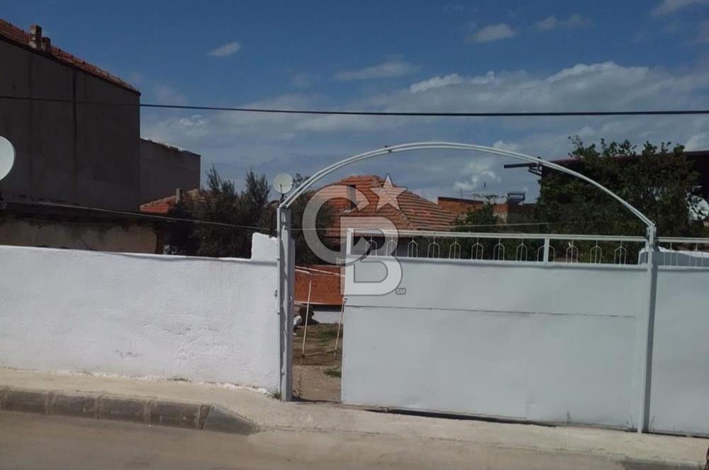 Alaşehir Yıldırım Beyazıt Caddesinde Fırsat Arsa