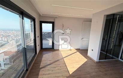 Balçova'da Muhteşem Manzaralı Ultra Lüks Tripleks Villa