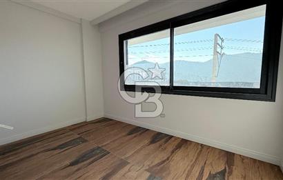 Balçova'da Muhteşem Manzaralı Ultra Lüks Tripleks Villa
