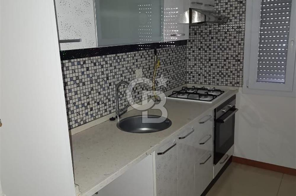 DEDEBAŞI MAHALLESİ'NDE NERGİZ İZBAN YAKINI YENİ BİNADA GENİŞ 2+1 KİRALIK ZEMİN KAT DAİRE