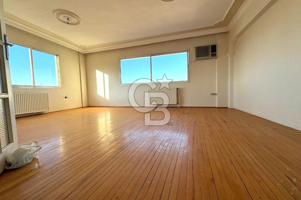 ÇİĞLİ MERKEZ, DERE CADDE ASANSÖRLÜ KATTA TEK DAİRE SATILIK 4+1