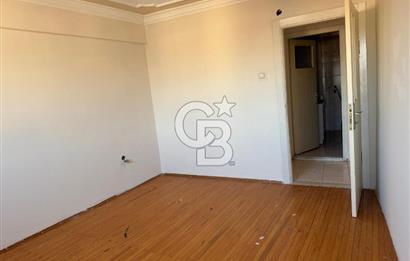 ÇİĞLİ MERKEZ, DERE CADDE ASANSÖRLÜ KATTA TEK DAİRE SATILIK 4+1