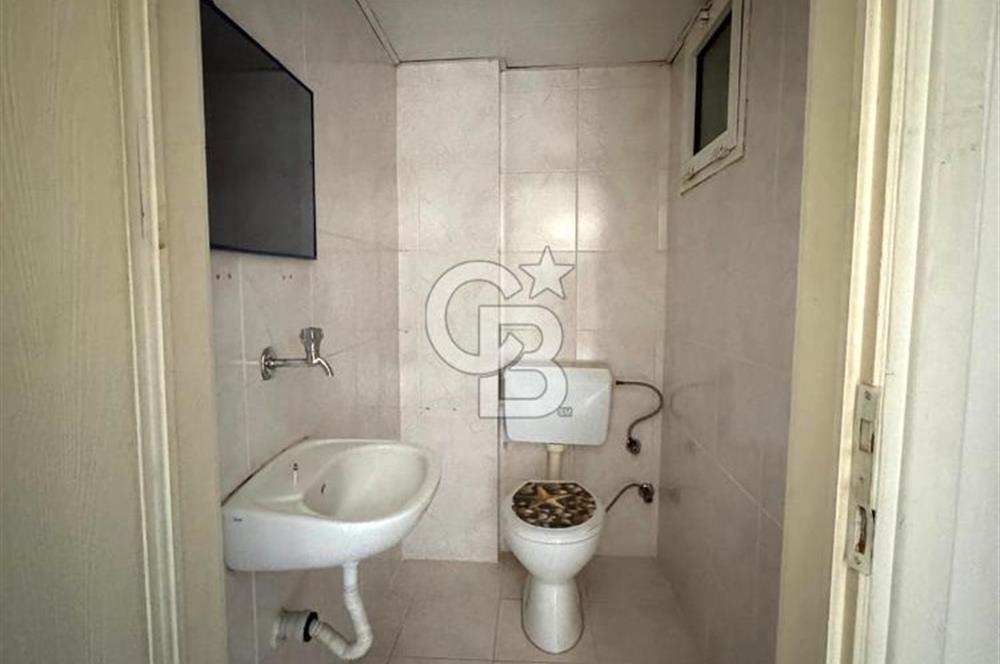 ÇİĞLİ MERKEZ, DERE CADDE ASANSÖRLÜ KATTA TEK DAİRE SATILIK 4+1
