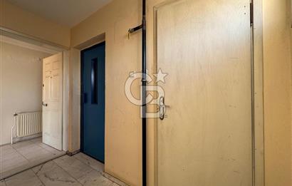 ÇİĞLİ MERKEZ, DERE CADDE ASANSÖRLÜ KATTA TEK DAİRE SATILIK 4+1