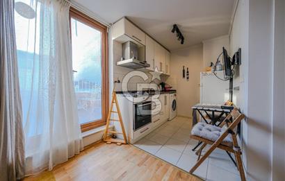 Cihangir ve Sıraselviler Cad. Komşu Tertemiz Kiralık Eşyalı 1+1