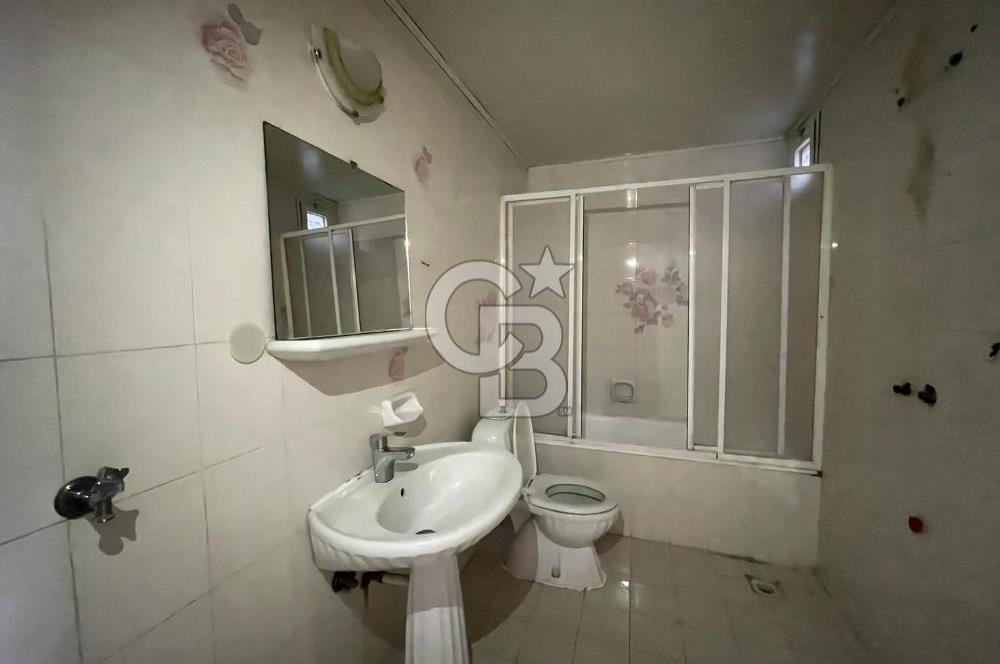 Karşıyaka Bahariye'de Geniş 2+1 Kiralık Daire