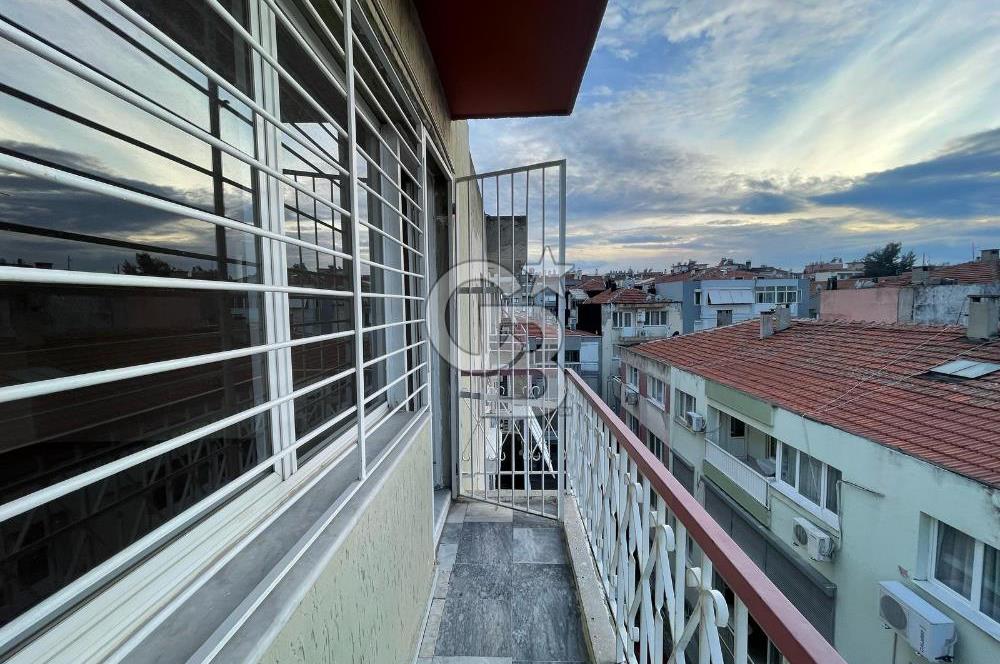 Karşıyaka Bahariye'de Geniş 2+1 Kiralık Daire