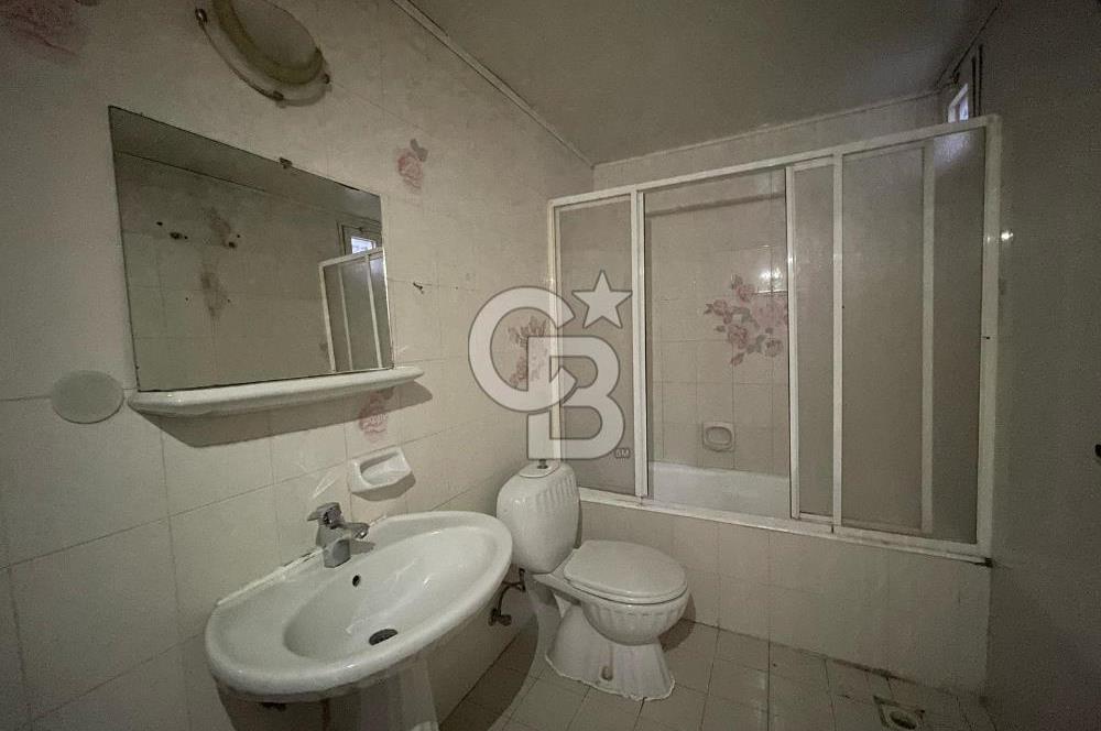 Karşıyaka Bahariye'de Geniş 2+1 Kiralık Daire