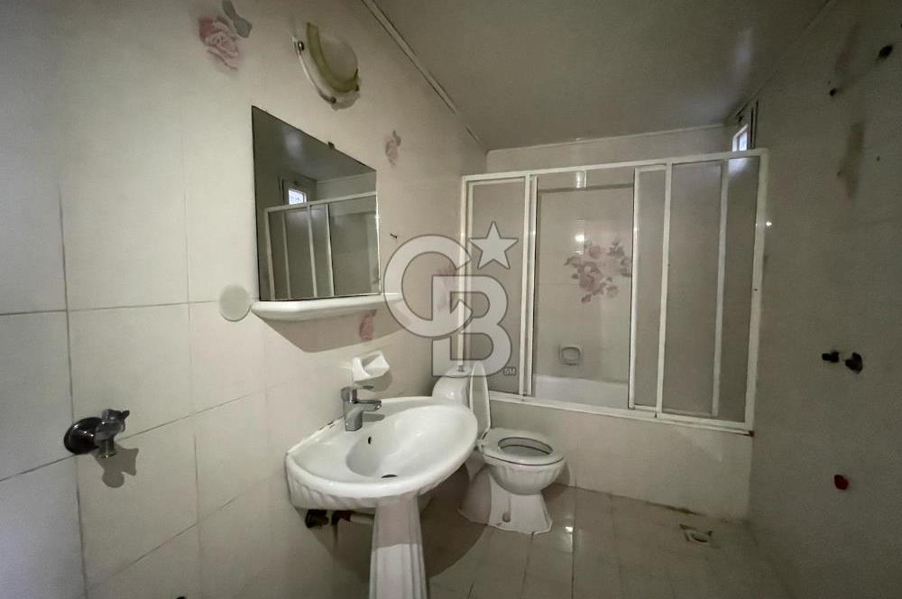 Karşıyaka Bahariye'de Geniş 2+1 Kiralık Daire