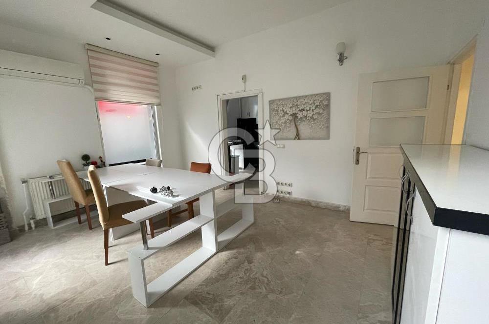Bayraklı Mansuroğlu'nda 60m2  Kiralık Mobilyalıı Ofis