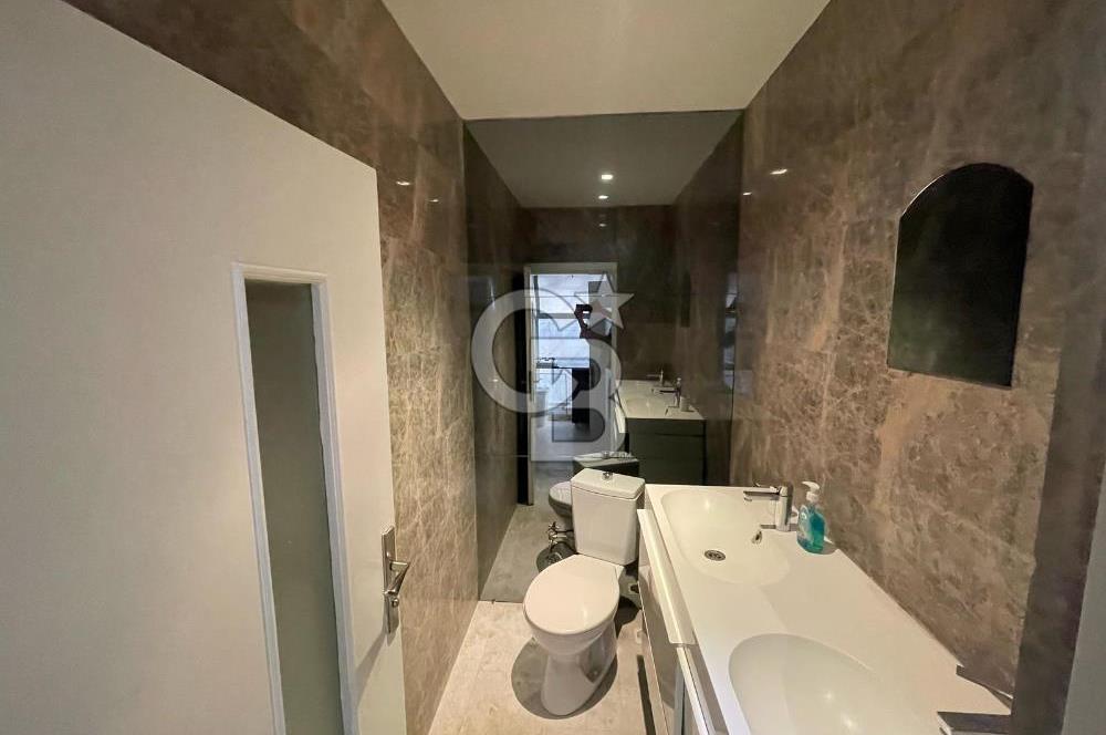 Bayraklı Mansuroğlu'nda 60m2  Kiralık Mobilyalıı Ofis