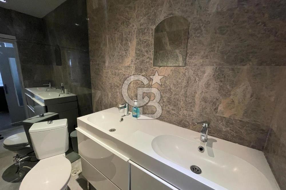 Bayraklı Mansuroğlu'nda 60m2  Kiralık Mobilyalıı Ofis