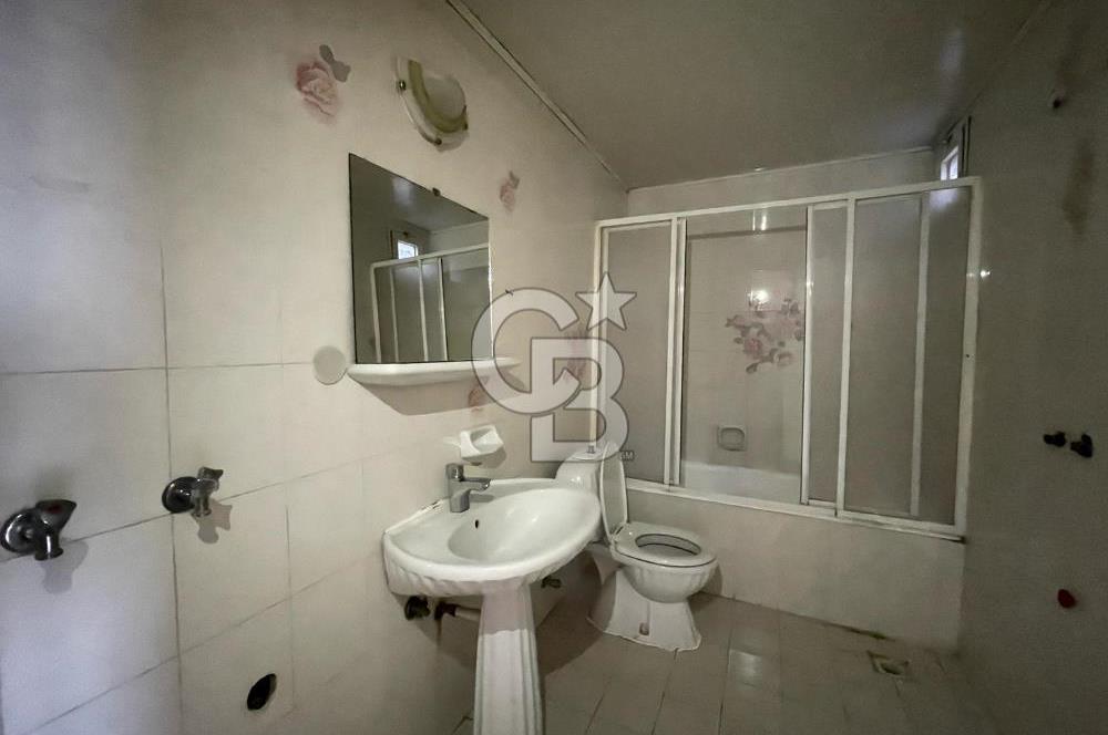 Karşıyaka Bahariye'de Geniş 2+1 Kiralık Daire