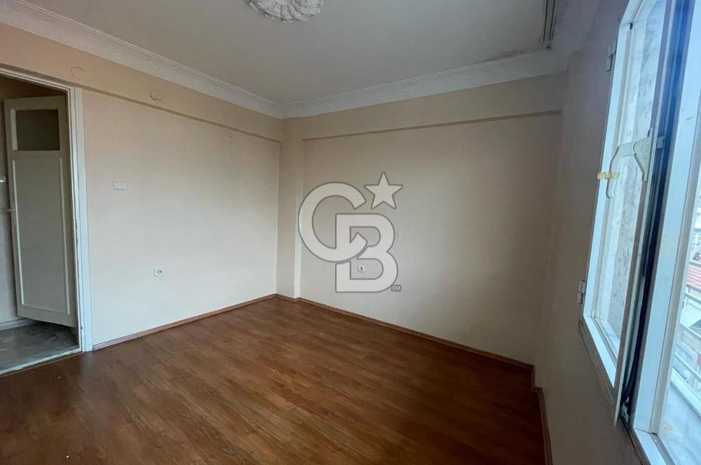 Karşıyaka Bahariye'de Geniş 2+1 Kiralık Daire