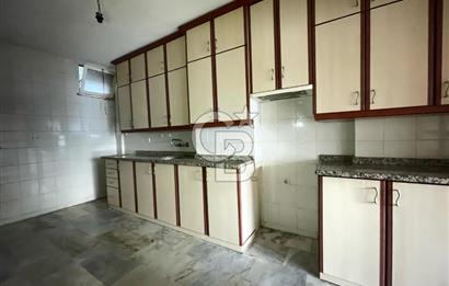 Karşıyaka Bahariye'de Geniş 2+1 Kiralık Daire