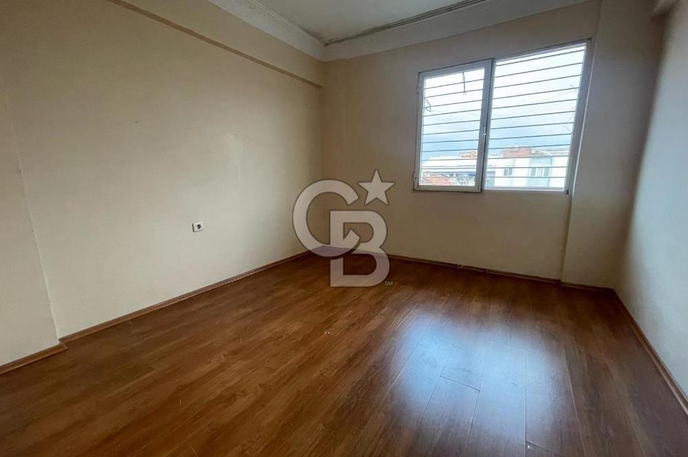 Karşıyaka Bahariye'de Geniş 2+1 Kiralık Daire