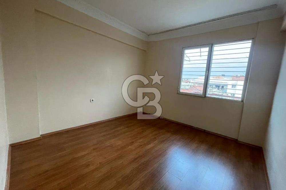 Karşıyaka Bahariye'de Geniş 2+1 Kiralık Daire