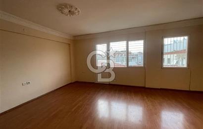 Karşıyaka Bahariye'de Geniş 2+1 Kiralık Daire