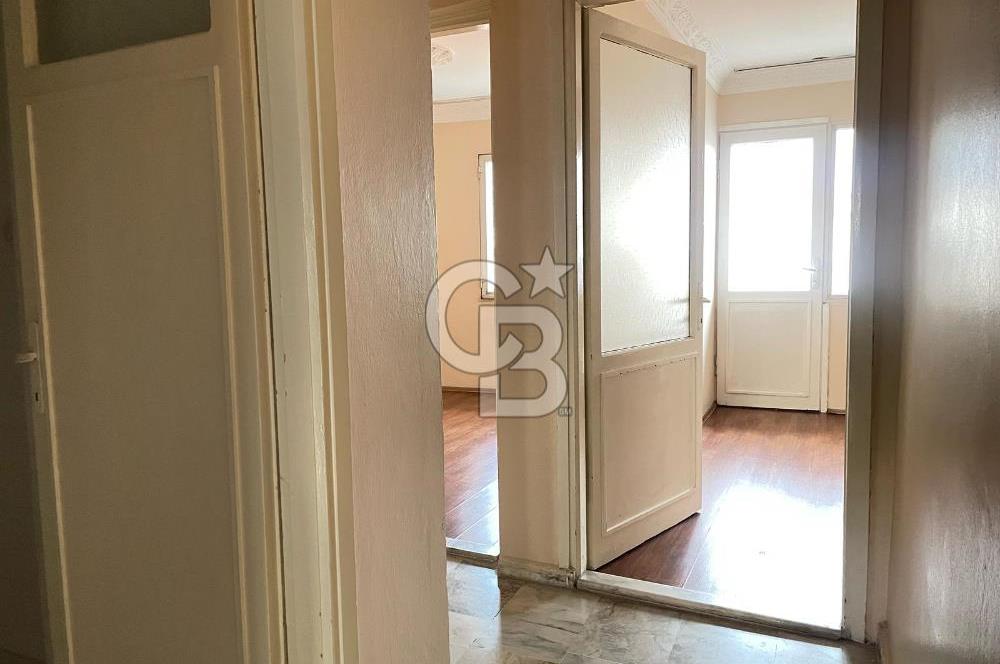 Karşıyaka Bahariye'de Geniş 2+1 Kiralık Daire