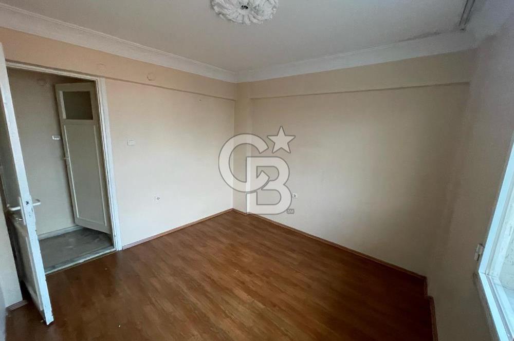 Karşıyaka Bahariye'de Geniş 2+1 Kiralık Daire