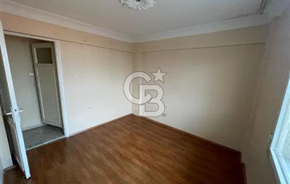 Karşıyaka Bahariye'de Geniş 2+1 Kiralık Daire