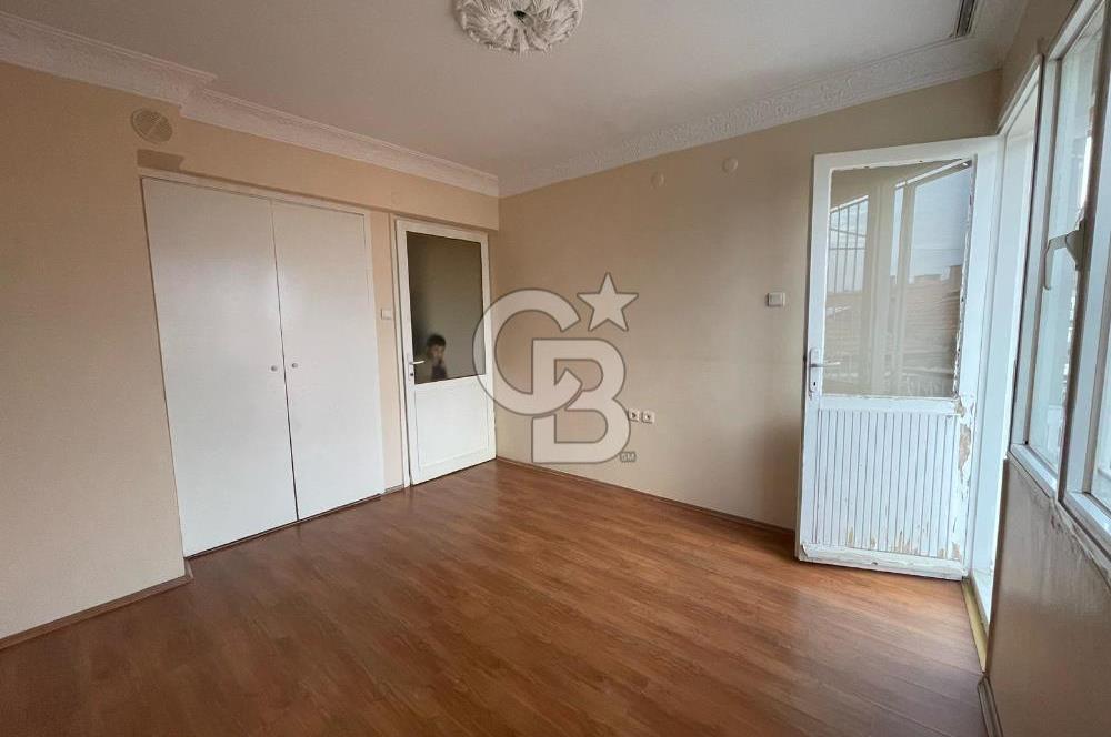 Karşıyaka Bahariye'de Geniş 2+1 Kiralık Daire