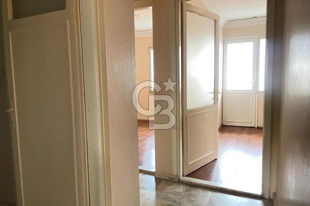 Karşıyaka Bahariye'de Geniş 2+1 Kiralık Daire