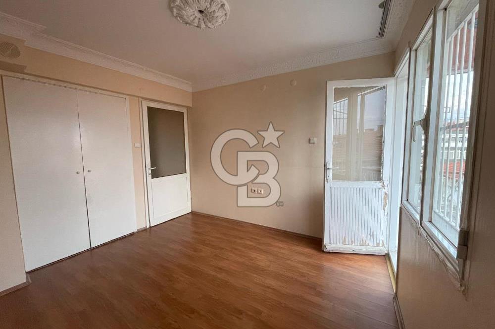 Karşıyaka Bahariye'de Geniş 2+1 Kiralık Daire