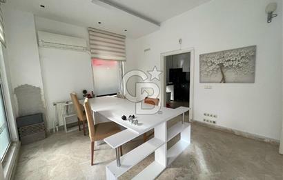 Bayraklı Mansuroğlu'nda 60m2  Kiralık Mobilyalıı Ofis
