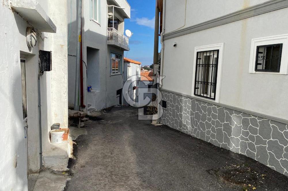 Urla sanat sokağı arkasında satılık müstakil ev