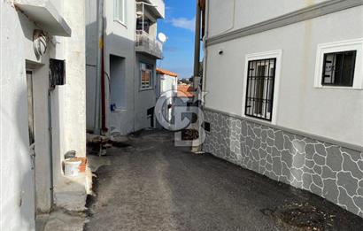 Urla sanat sokağı arkasında satılık müstakil ev