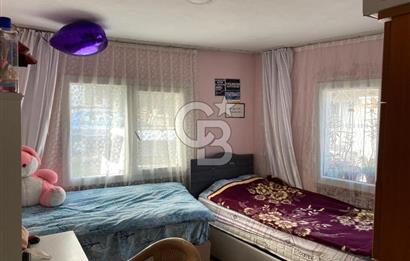 Urla sanat sokağı arkasında satılık müstakil ev