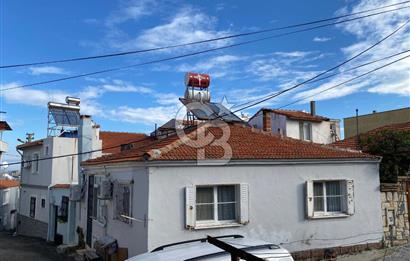 Urla sanat sokağı arkasında satılık müstakil ev
