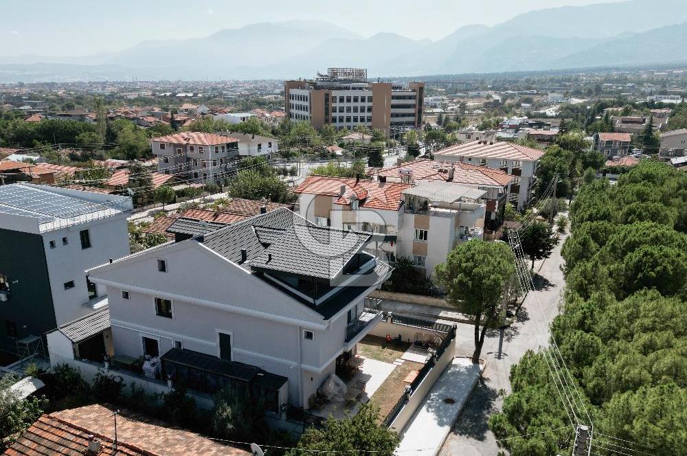 Bahçelievler Mh. Satılık 450m² Ultra Lüks 8+2 Villa