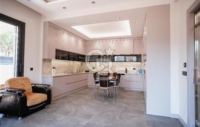 Bahçelievler Mh. Satılık 450m² Ultra Lüks 8+2 Villa