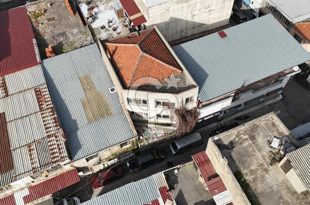 İzmir, Karabağlar Sanayi de Satılık Komple Bina