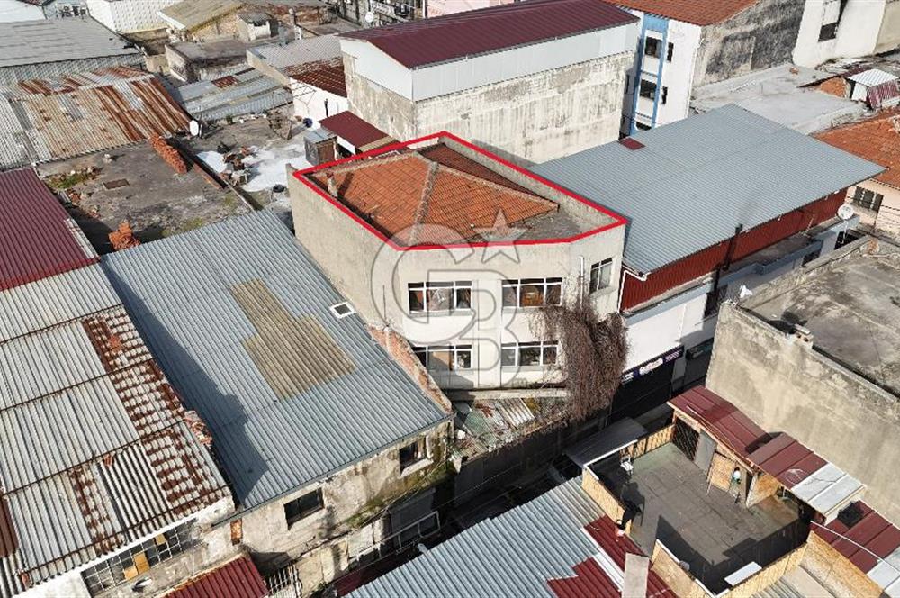 İzmir, Karabağlar Sanayi de Satılık Komple Bina